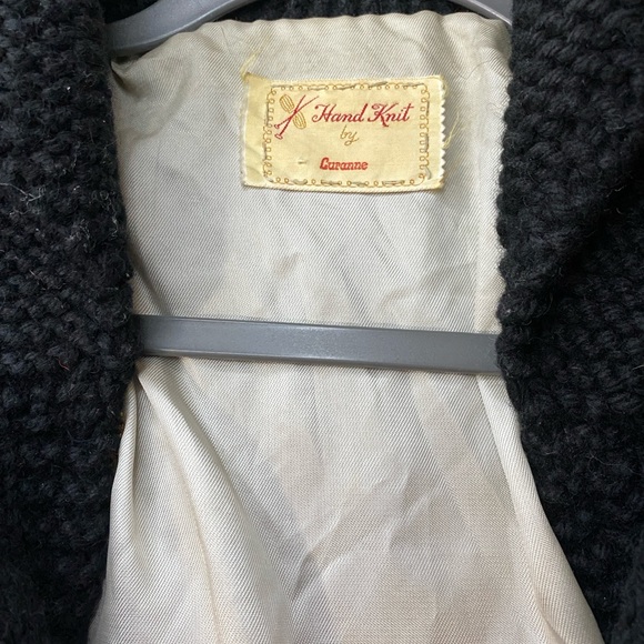 Cowichan hand knit lined zip up sweater - Picture 5 of 5